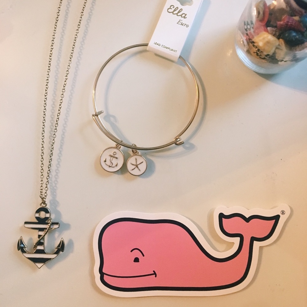 NWT Anchor bracelet, necklace and VV sticker!